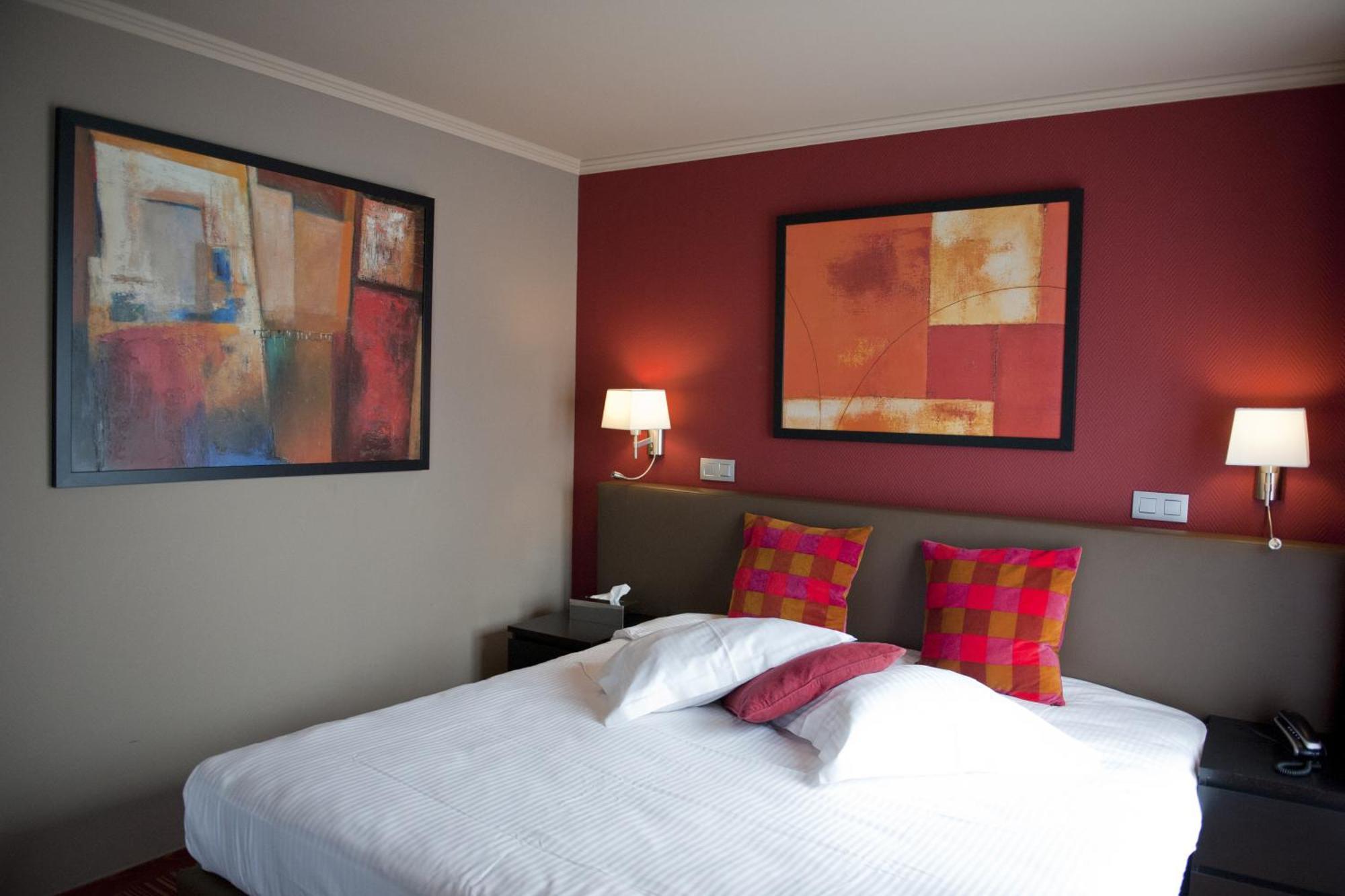 Hotel Le Charme De La Semois Alle Екстериор снимка