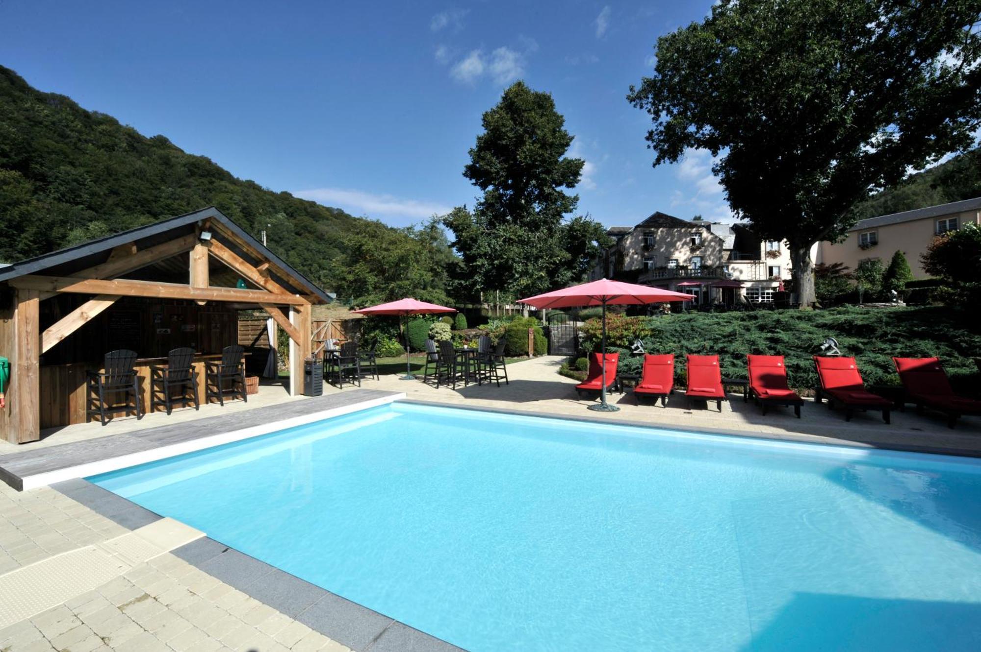 Hotel Le Charme De La Semois Alle Екстериор снимка